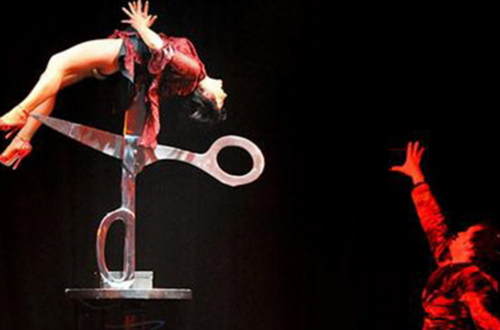 Biểu Diễn Ảo Thuật